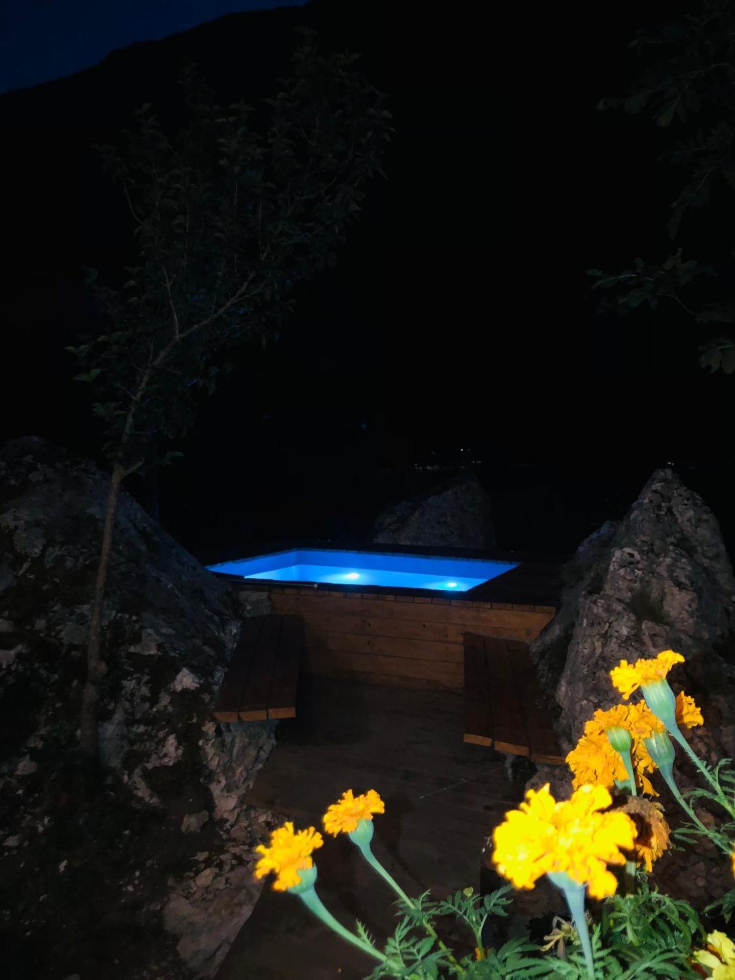 Etno Apartmani Komarnica Savnik Bagian luar foto