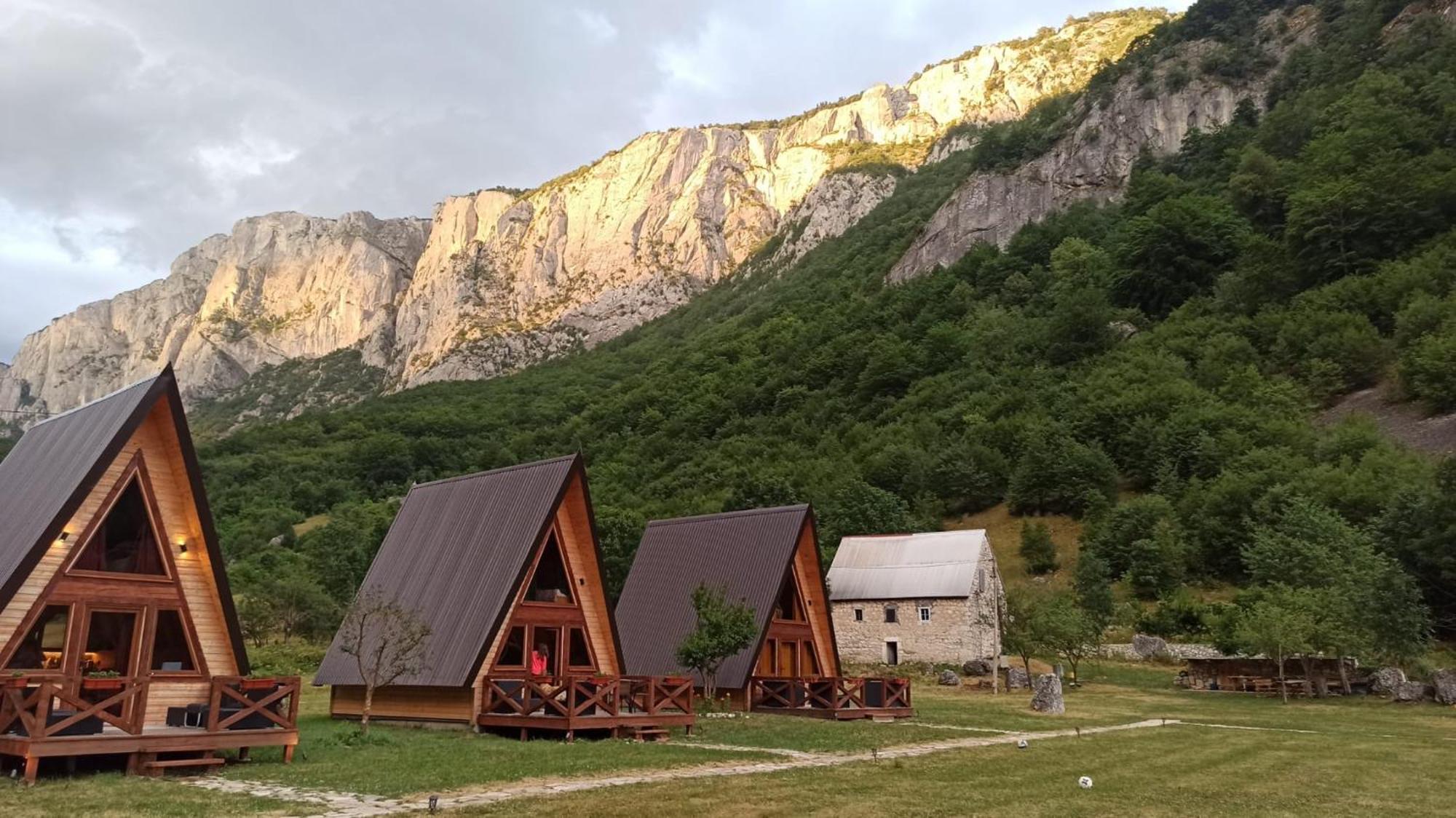 Etno Apartmani Komarnica Savnik Bagian luar foto
