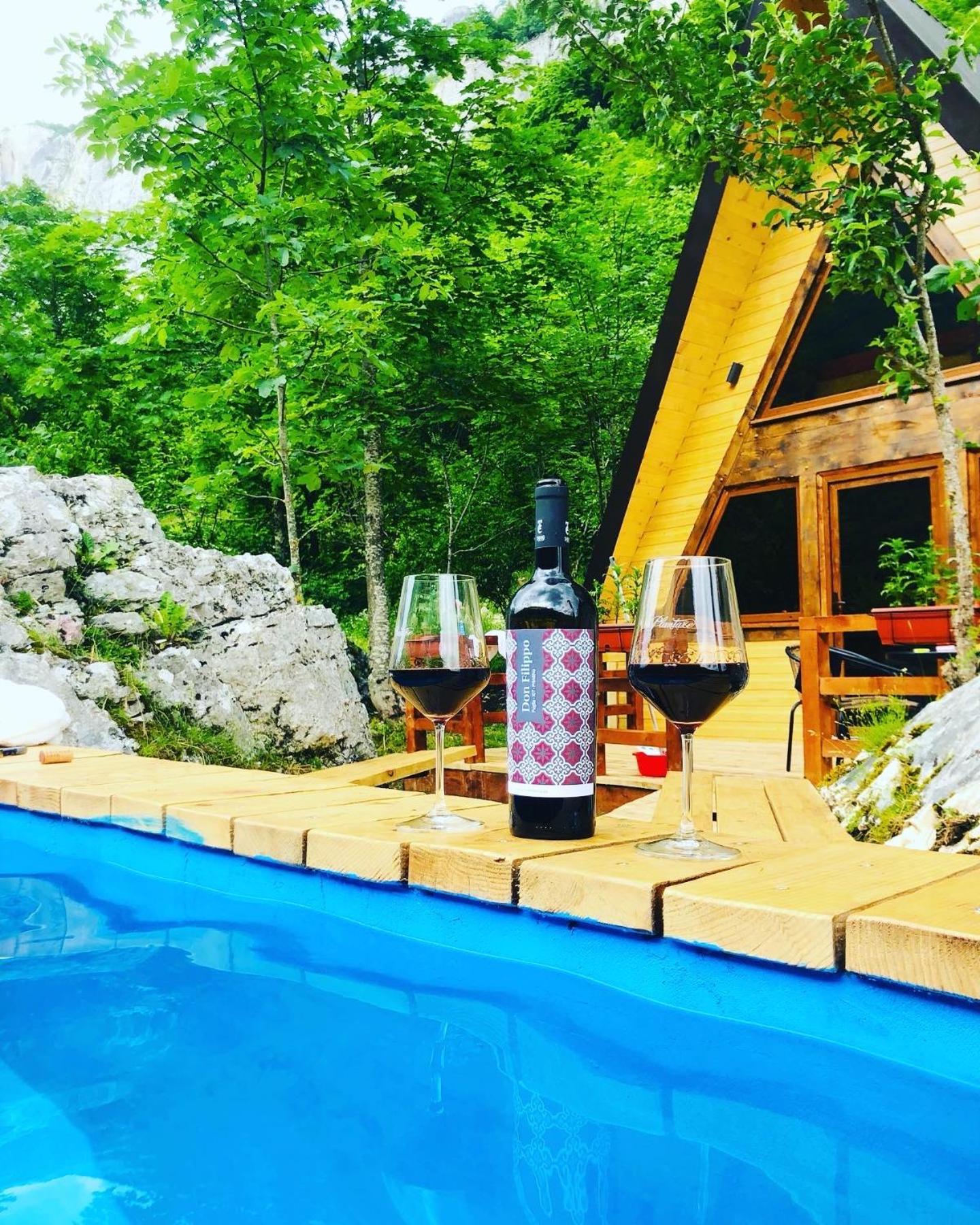 Etno Apartmani Komarnica Savnik Ruang foto