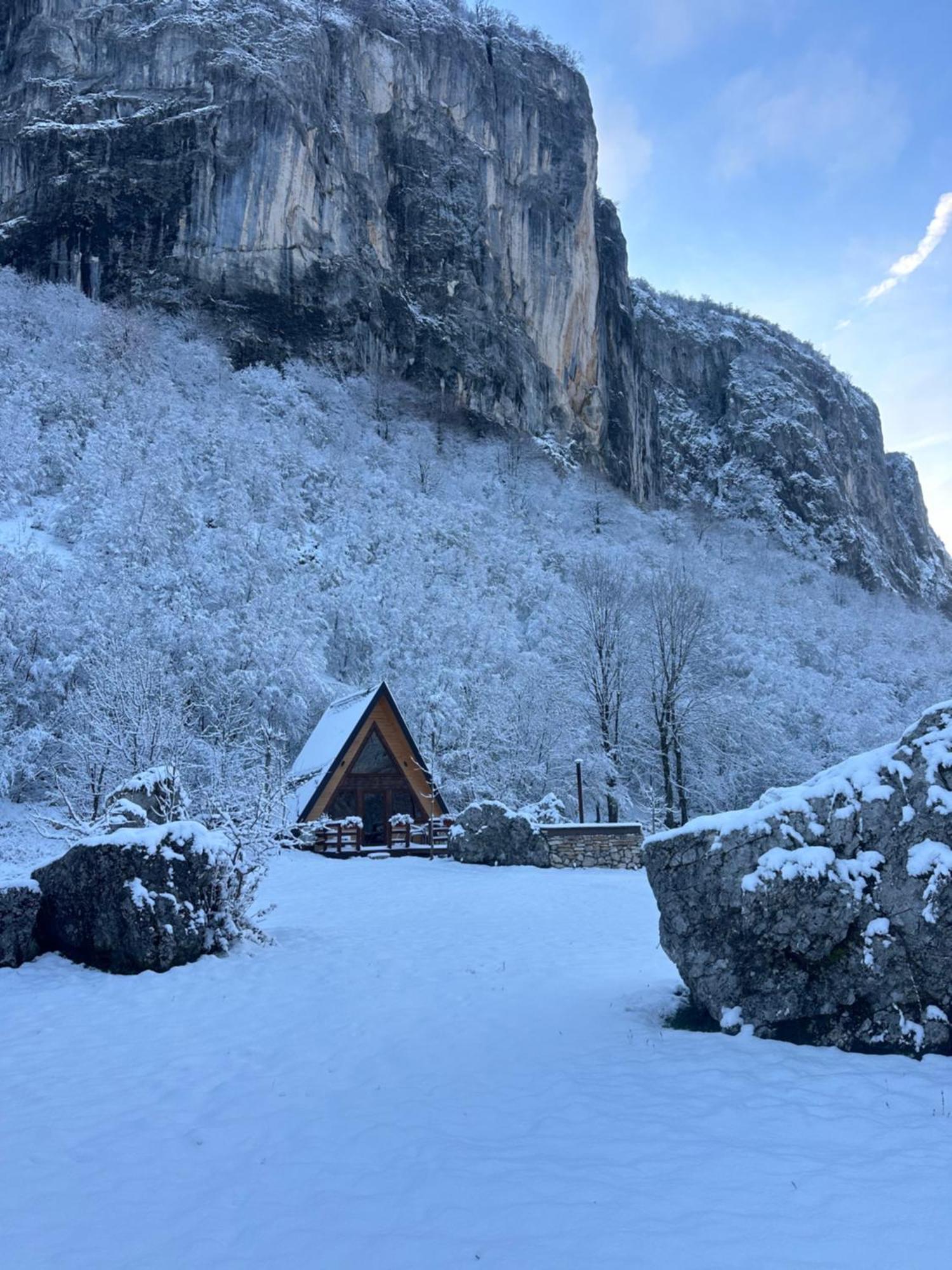Etno Apartmani Komarnica Savnik Bagian luar foto